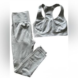 2 Piece Workout Outfits Sports Bra Seamless
Leggings Yoga Gym Activewear Set.